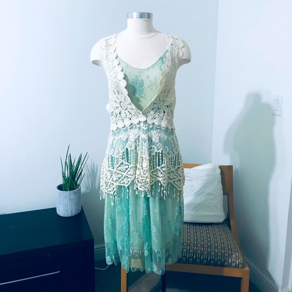 VINTAGE DESIGN LACE MINT DRESS W/VEST